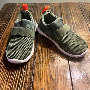 Cat & Jack Water Shoes-Toddler size 8